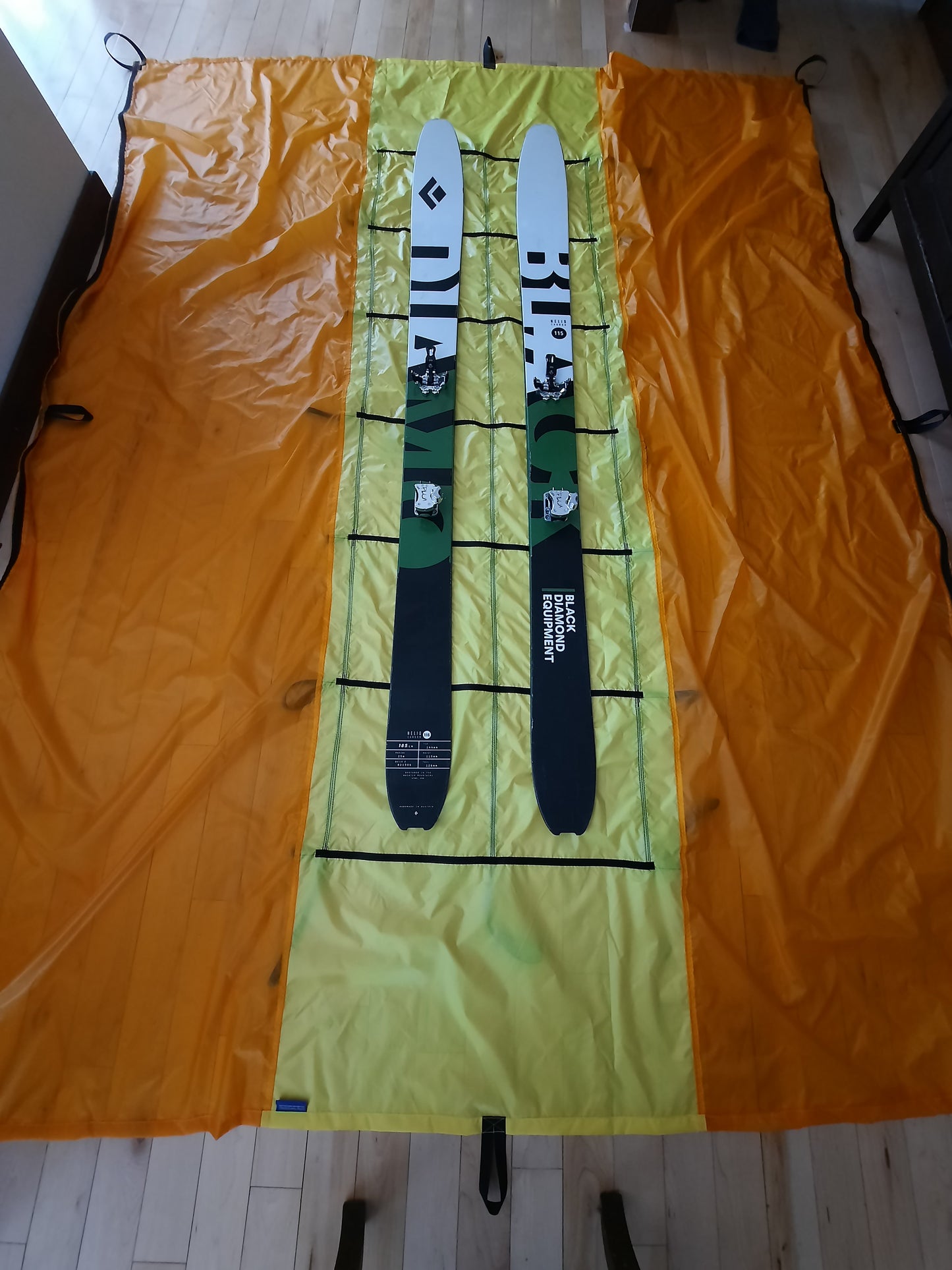 Ski Guides Rescue Tarp **tie-in straps are separate product**